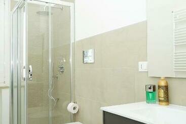 تختخواب و صبحانه Scirocco Guest House