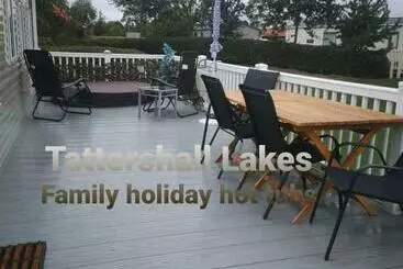 Bed and Breakfast Tattershall Lakes Family Holiday Hot Tub Break