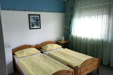 Apart Hotel Gästehaus Zur Schmiede