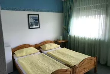 アパートホテル Gästehaus Zur Schmiede