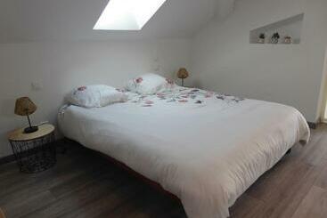 مبيت وإفطار Chez Brigitte Et Gilbert