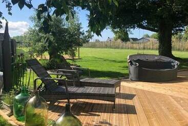 펜션 Le Clos De La Morière