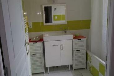 تختخواب و صبحانه Montignac Lascaux Chambre