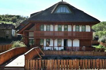 Pensiunea Nádas Panzió