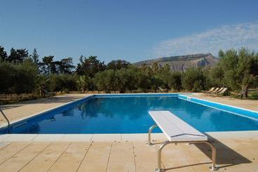 קוטג'' Agriturismo La Concordia