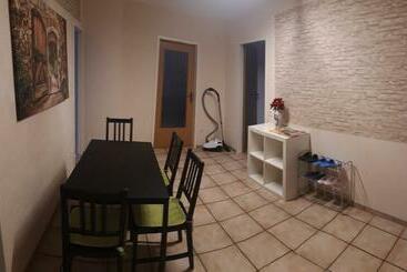 פנסיון Ferienwohnung In Erftstadt