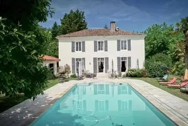 Aamiaismajoitus (B&B) Maison Matachot