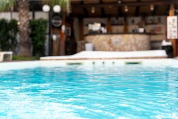 Mg Palace Hotel Costa Del Sole