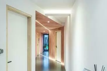 Aamiaismajoitus (B&B) Poutrelle Guestrooms