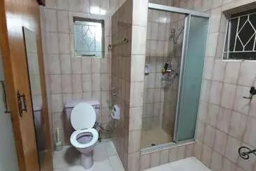 Bed & Breakfast Whitehouse Lodge Benoni