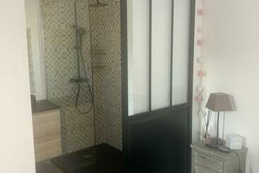 Bed & Breakfast Quiniere Entre Lac Et Forêt Hébergement Indépendant Avec Espace Kitchenette