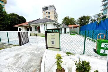 ペンション Gurney Treasure  The Vintage Villa By Little Cabin