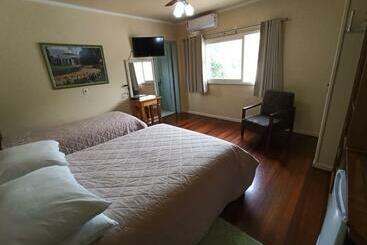 ペンション Pousada Tedesco