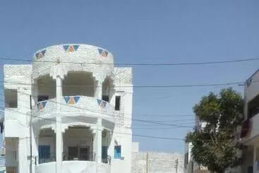 تختخواب و صبحانه Winji Guest House