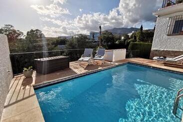 Bed and Breakfast Casa Ancladero Room W Big Balcony And Lovely View