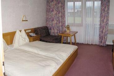 בית מלון כפרי Almerwirt