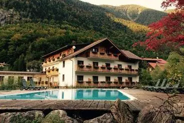 Seehotel Am Hallstättersee