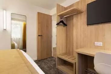 Hotel Super 8 By Wyndham Chester East