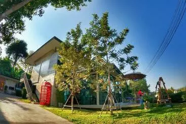 هاستل Amante Baristro Hotel & Cafe  @pua