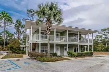 Huoneistohotelli Condo W Pool Near Beaches, Dining, Shopping, Etc