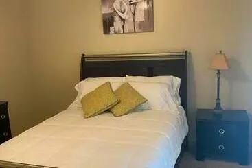 Huoneistohotelli Condo W Pool Near Beaches, Dining, Shopping, Etc