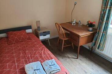 تختخواب و صبحانه Chez Mimi   Chambre Vue Jardin