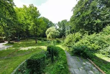 Parkhotel Keck   Castillo Del Bosque