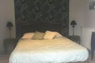 Bed and Breakfast Côté Jardin Des Charmilles