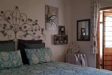 Hotel A Farm Stay   Casablanca S Private Cottage,no Loadshedding!