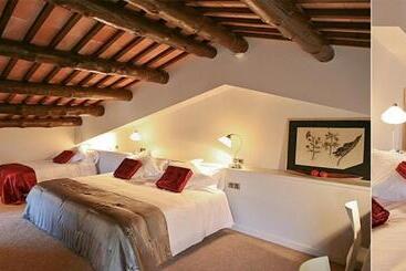 Сельский отель La Garriga De Castelladral