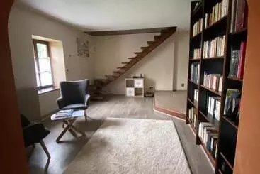 ベッドアンドブレックファースト Au Lavoir Du Serein La Billaude Et La Langouette