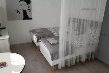 پانسیون Guesthouse Henia Bed&spas