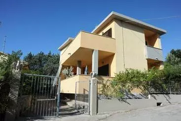 Huoneistohotelli Il Roseto