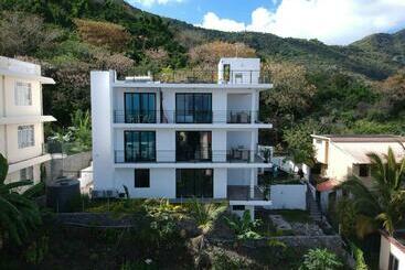 膳宿费 Fullmoon Apartment & Studio