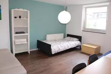 Bed and Breakfast Rooms In Shared House Saarbrucken Center