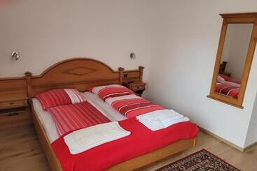 Bed and Breakfast Waldpension