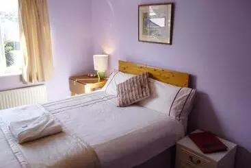 Ellerton B&b