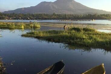 膳宿费 The Villa S Kubu Sandan