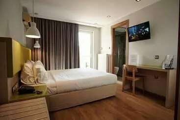 Elements Rooms And Apartments