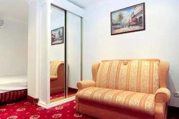 Royal Park Hotel