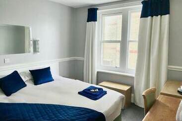 Royal Hotel Sheerness