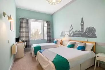 هتل The Green Man