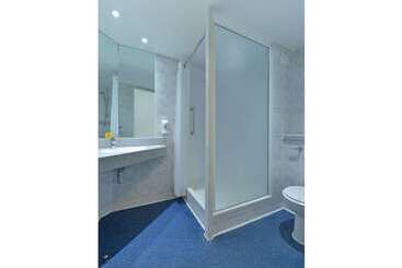 Отель Travelodge Stoke-on-Trent Trentham