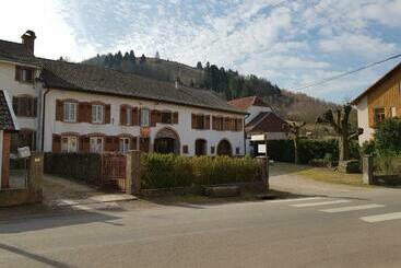 צימר Bed En Breakfast Le Chateau