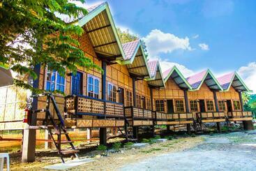 فندق صغير Southside Tourist Inn