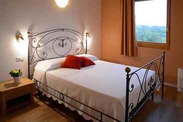 酒店 Agriturismo Fioralba