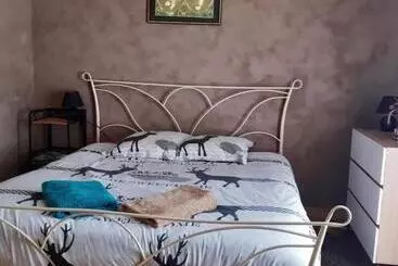Aamiaismajoitus (B&B) Le Bois Du Bournat