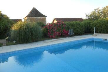 Bed and Breakfast Chambres D Hotes Le Roussel