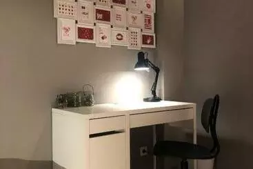 Pensão Guestroom By Farbgestalt