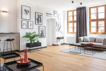 هتل آپارتمان Ipartment Wolfsburg